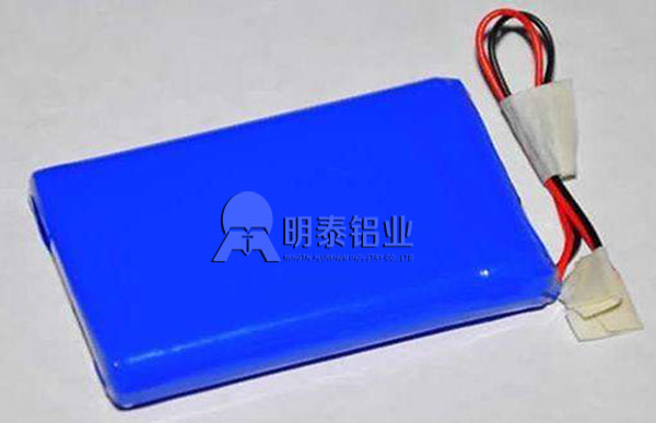 尊龙凯时铝业细化管理精益求精，锂电池铝箔彰显风采